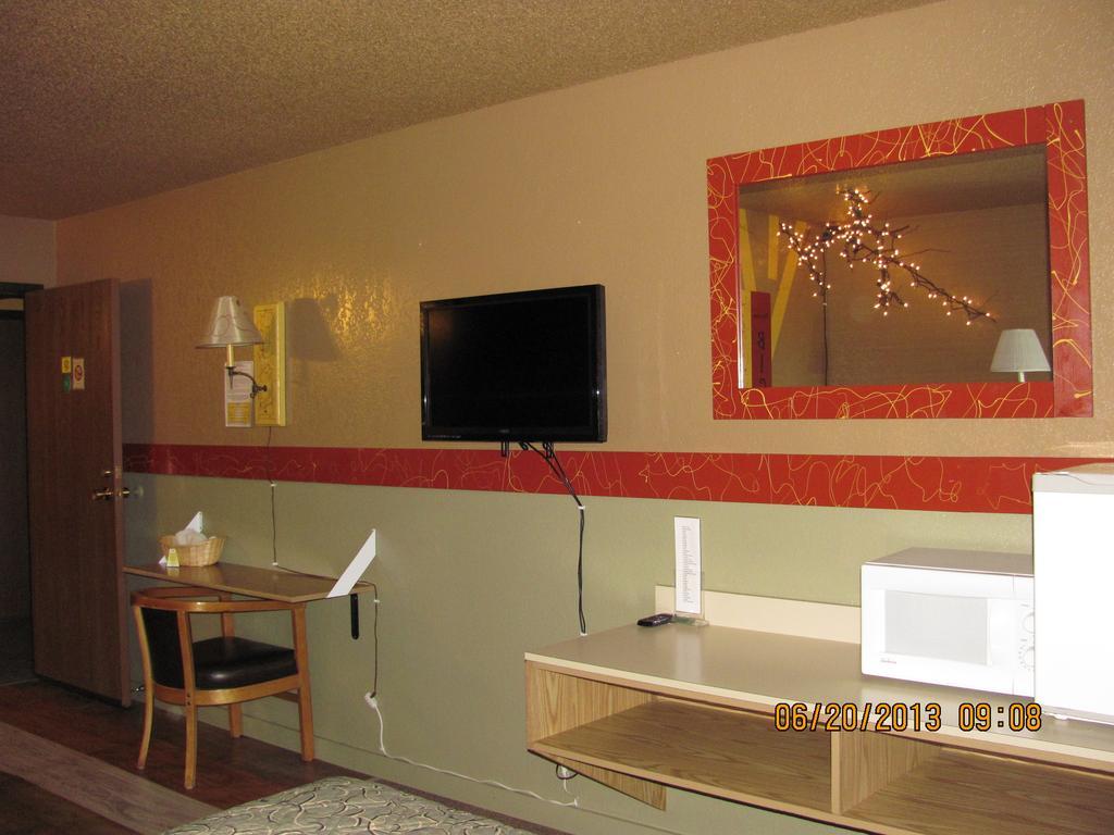 Earth Inn Motel - ジャクソン エクステリア 写真